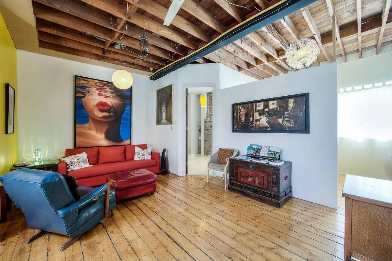 Apartament Unique Above Garage Loft Toronto